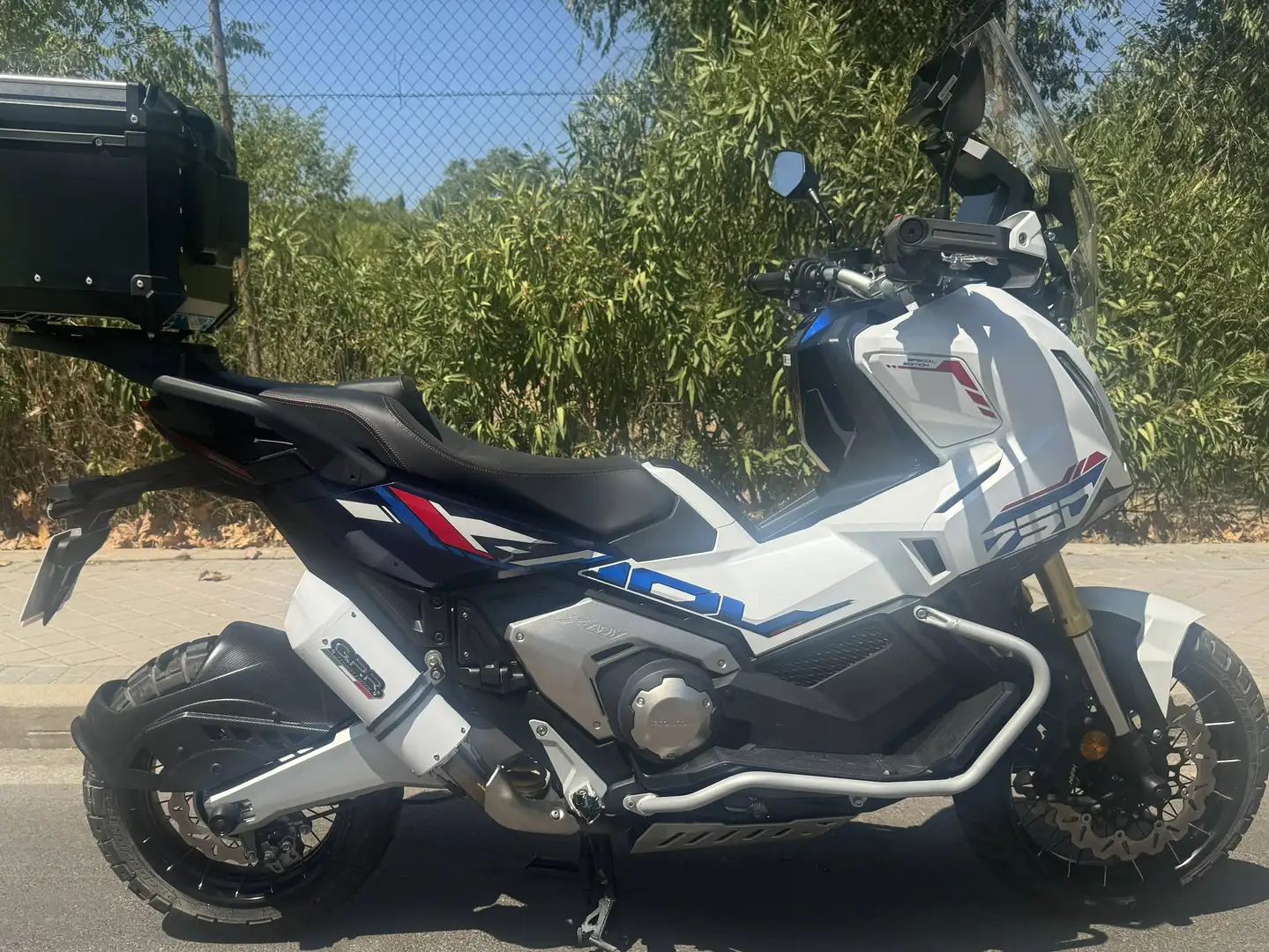 Honda X-ADV Special Edition 2026 Blanco - 1