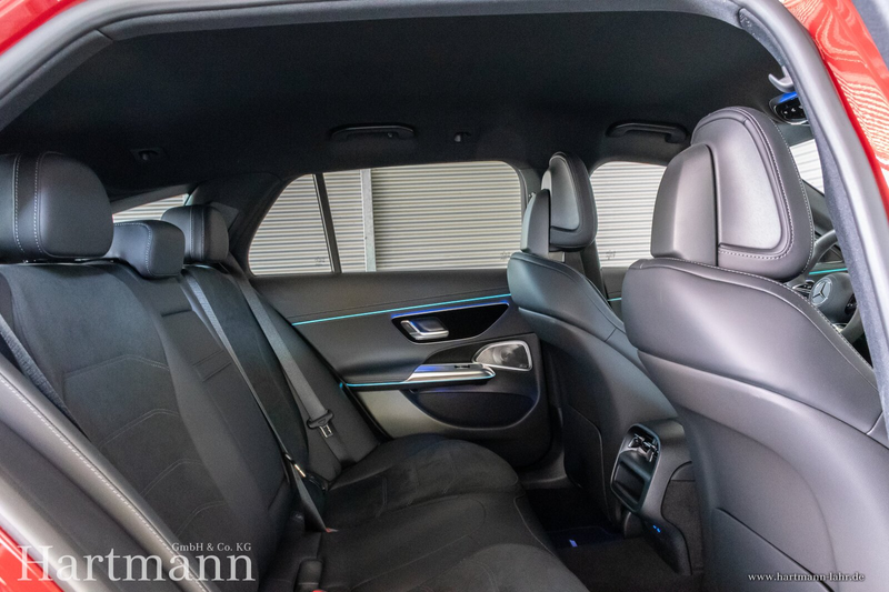Mercedes-Benz E 450 E 450 d T 4M AMG Premium Night 20 Fahrasssistenz — photo 11