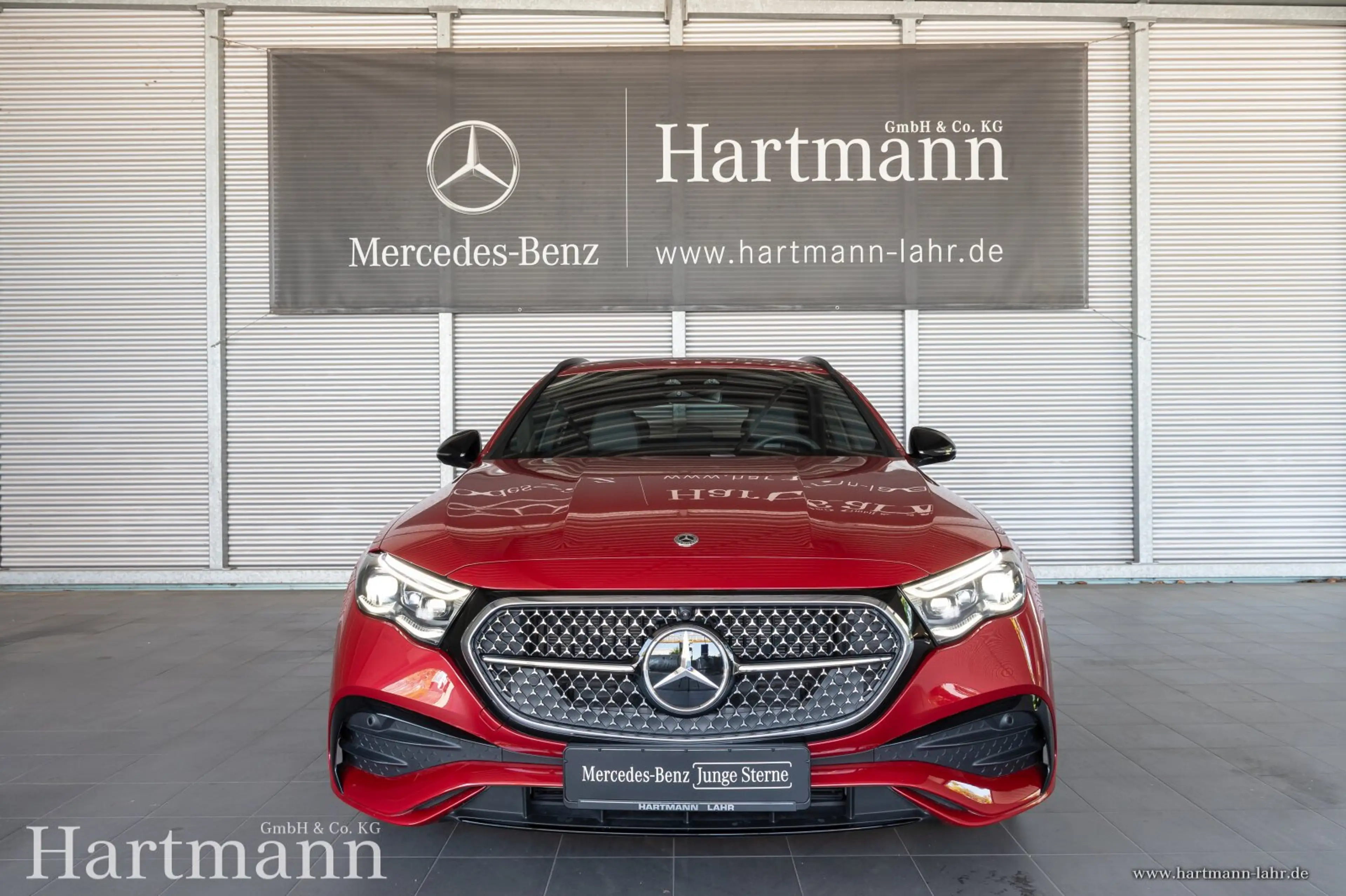 Mercedes-Benz E 450 E 450 d T 4M AMG Premium Night 20 Fahrasssistenz — photo 3