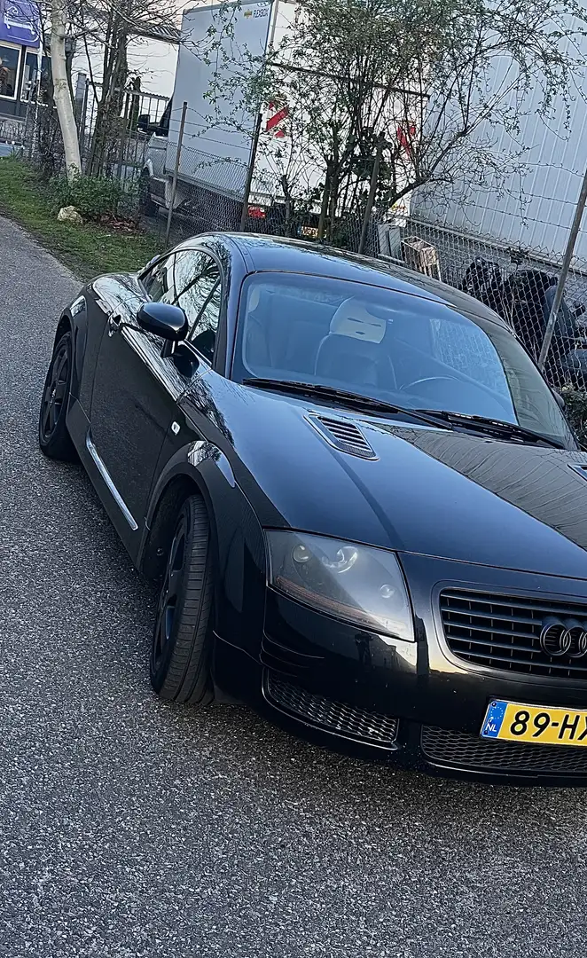 Audi TT 1.8 5V Turbo Black - 1