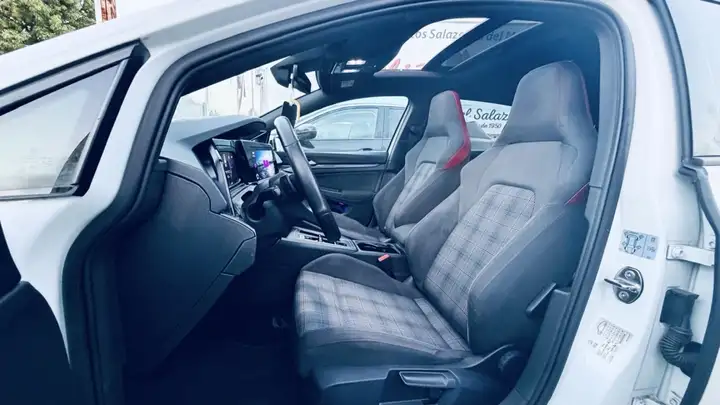 Volkswagen Golf 2021, foto 14