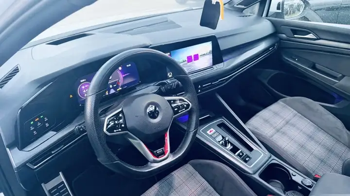 Volkswagen Golf 2021, foto 13