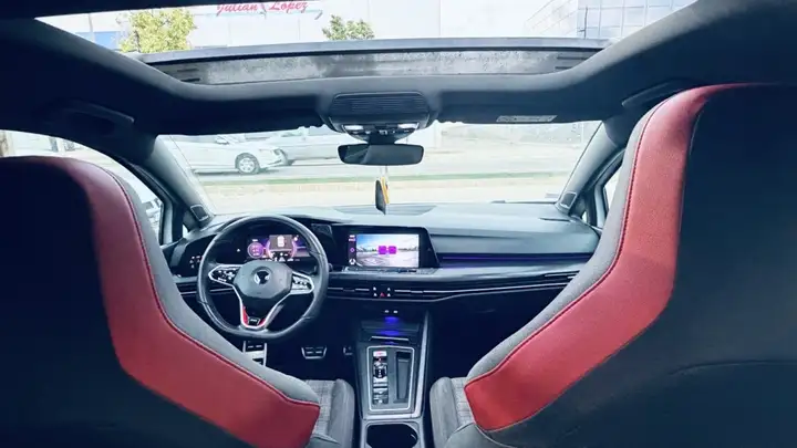 Volkswagen Golf 2021, foto 17