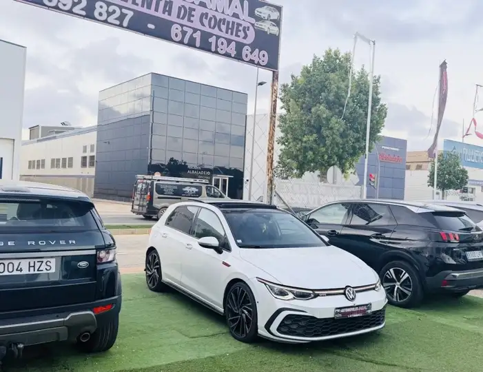 Volkswagen Golf 2021