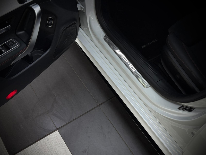 Mercedes-Benz CLA 35 AMG 4M PremiumPlus,Aero,Pano*Head-Up*360° — photo 11