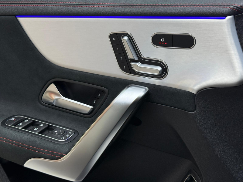 Mercedes-Benz CLA 35 AMG 4M PremiumPlus,Aero,Pano*Head-Up*360° — photo 12