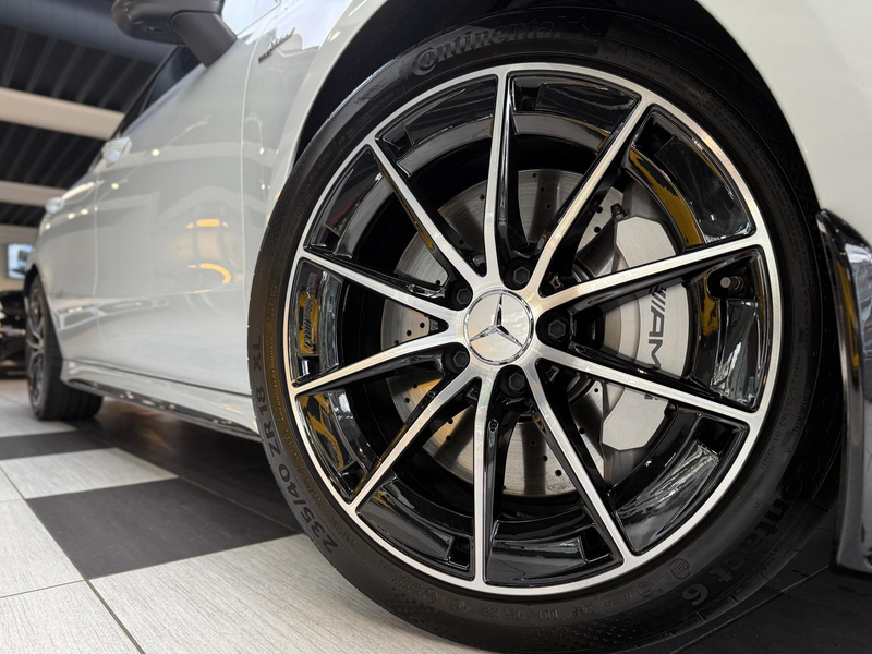 Mercedes-Benz CLA 35 AMG 4M PremiumPlus,Aero,Pano*Head-Up*360° — photo 6