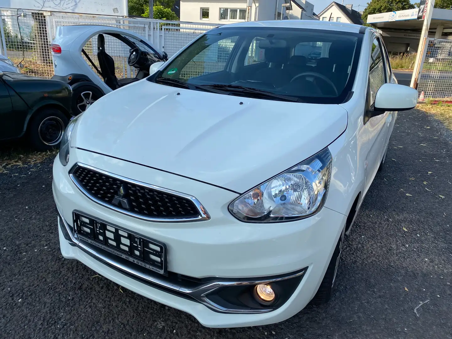 Mitsubishi Space Star Basis 75000km Biały - 1