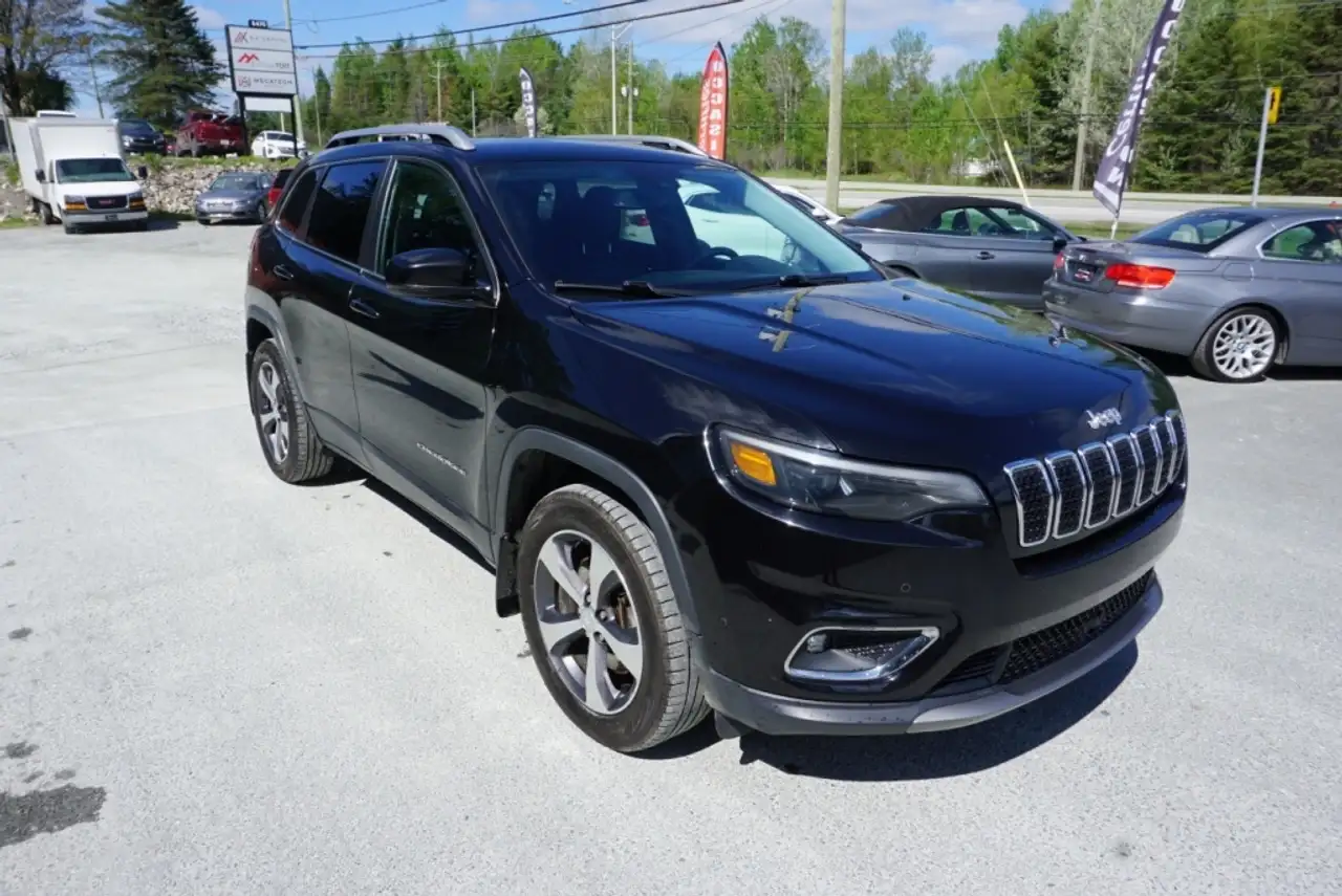 Jeep Cherokee снимка Jeep Cherokee