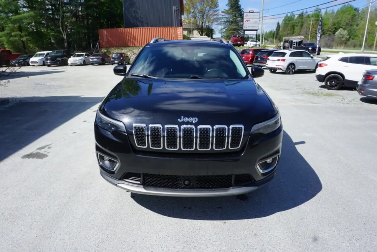 Jeep Cherokee снимка Jeep Cherokee