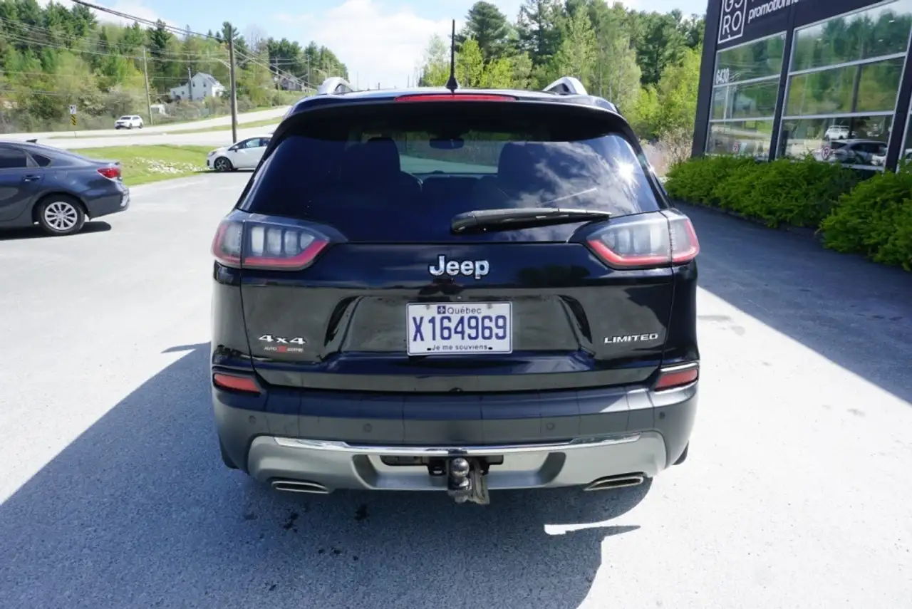Jeep Cherokee снимка Jeep Cherokee