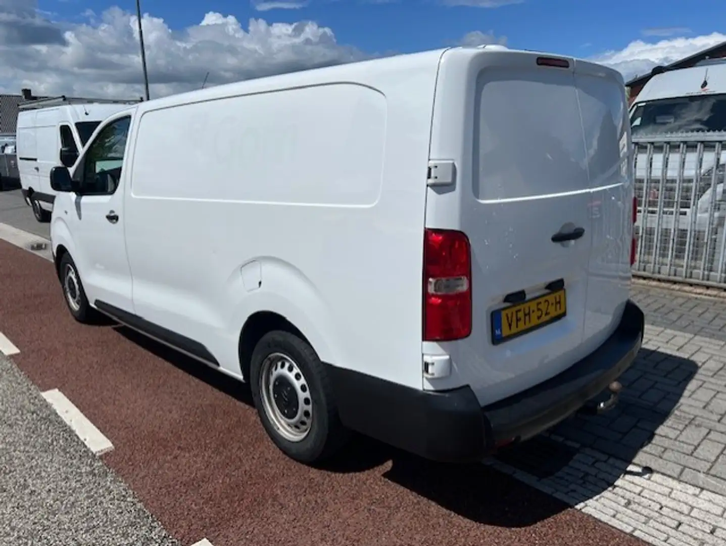 Toyota Proace Worker 2.0 D-4D Cool Comfort Long AIRCO KLIMA EURO Weiß - 2