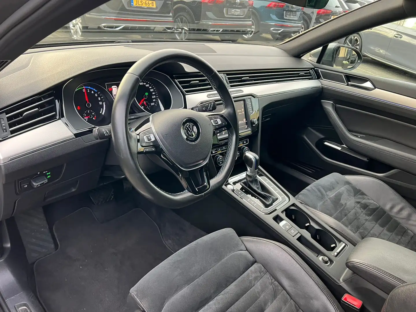 Volkswagen Passat Variant 1.4 TSI GTE Highline panorama, cruise, navi Gris - 2