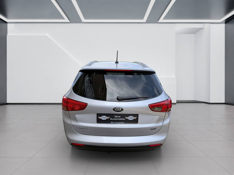Kia Ceed SW / cee'd SW 1.6 CRDi Sportswagon Automatik — photo 6