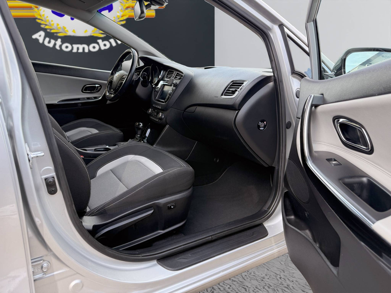 Kia Ceed SW / cee'd SW 1.6 CRDi Sportswagon Automatik — photo 10