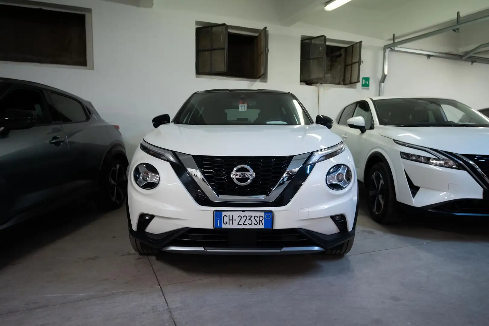 Nissan Juke 1.0 dig-t N-Design 114cv dct Bianco - 1