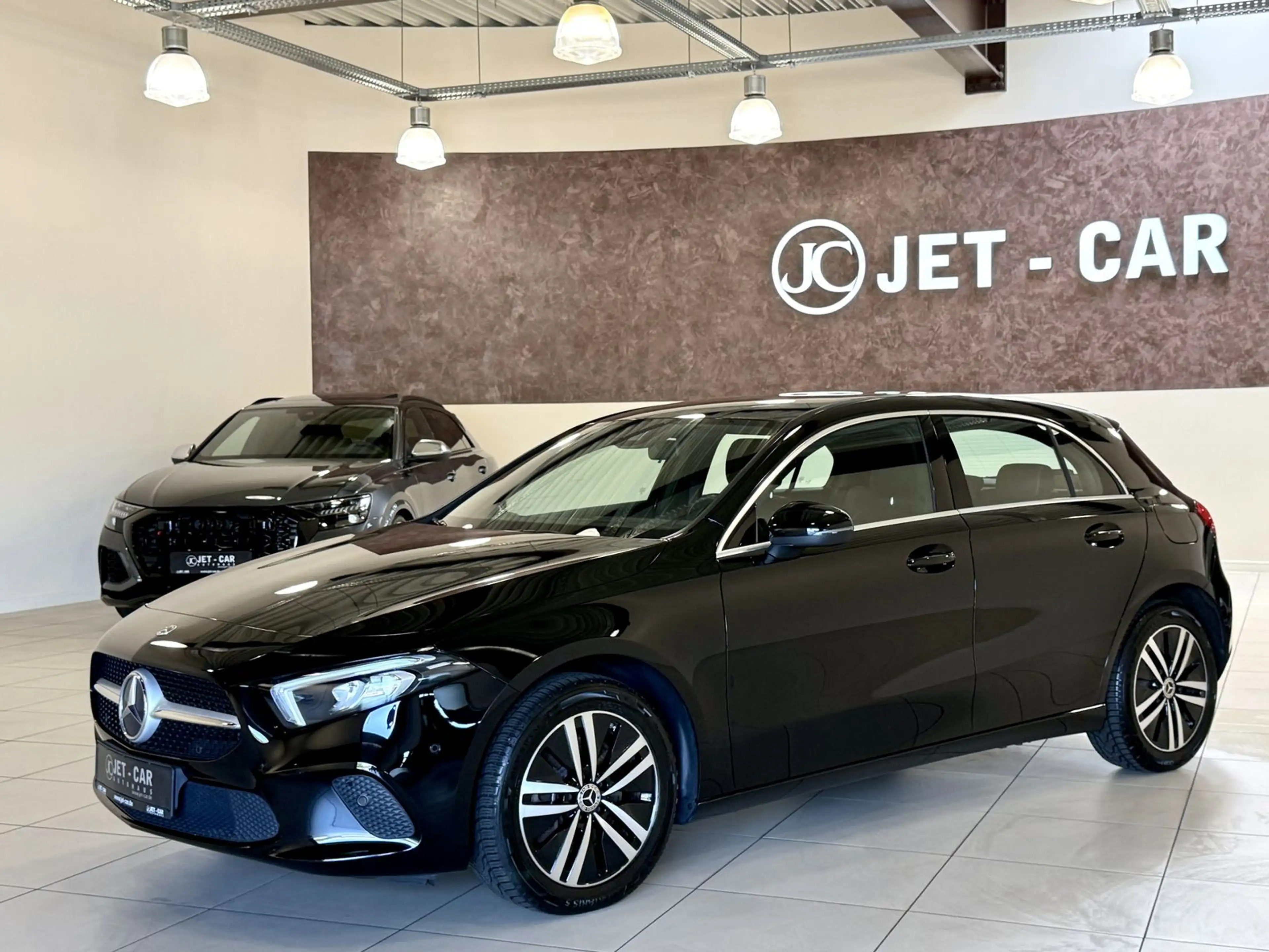 Mercedes-Benz A 250 e *1.Hand-Navi-LED