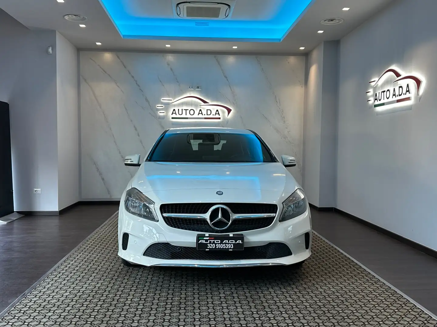 Mercedes-Benz A 180 A 180 d Sport Wit - 1