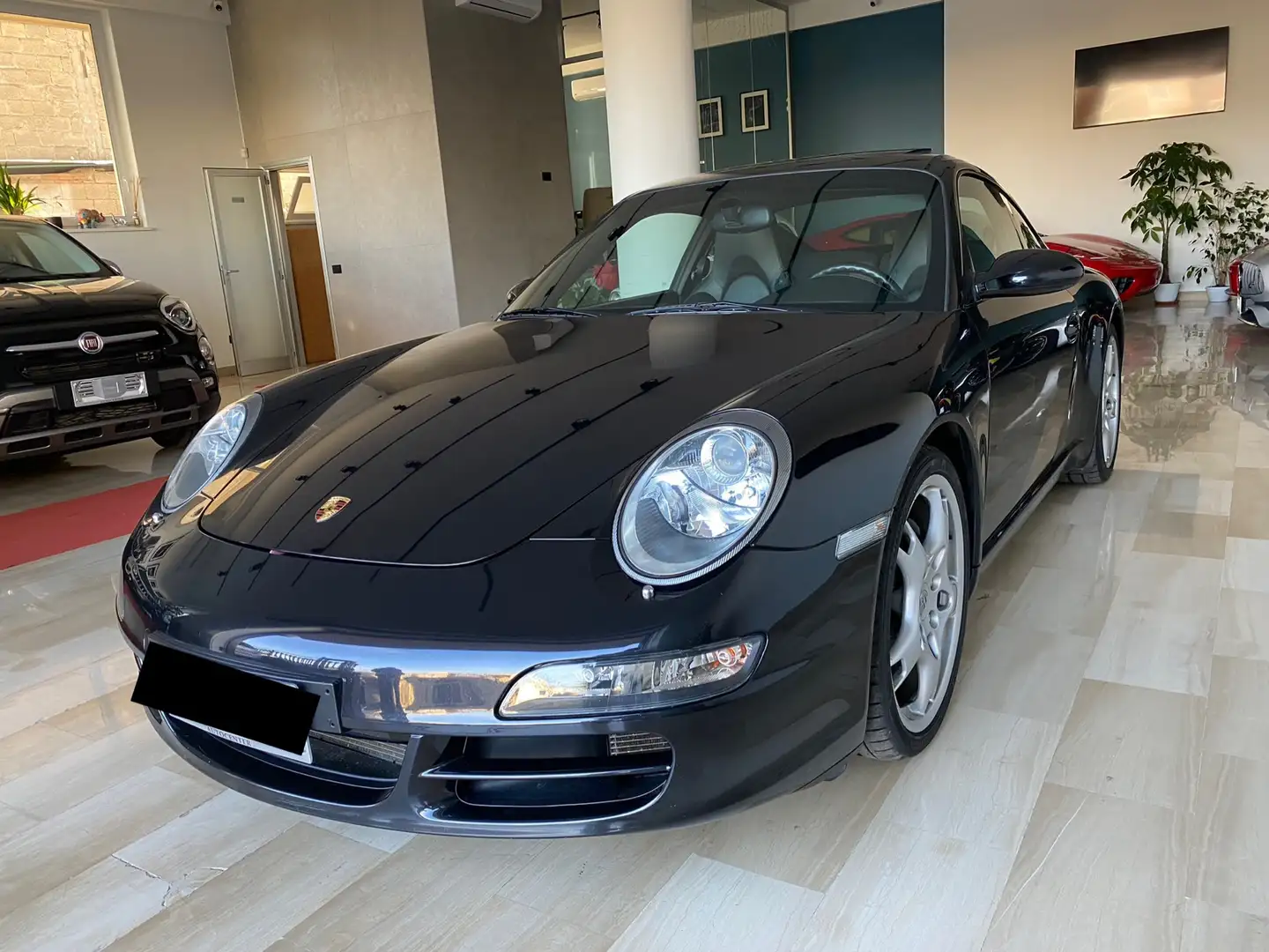 Porsche 911 997 Coupe 3.6 Carrera Black - 1