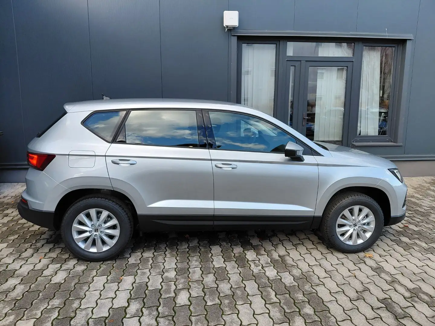SEAT Ateca Reference Edition Silber - 2