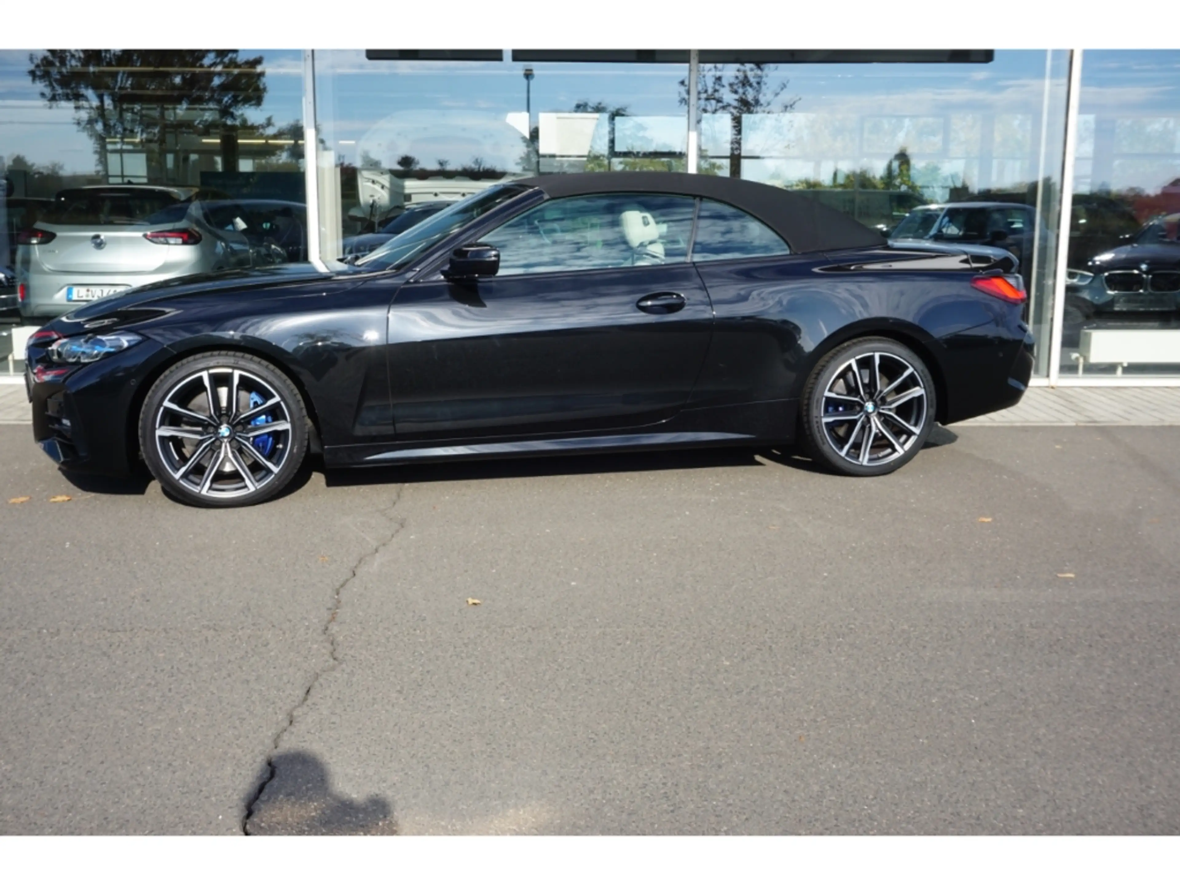 BMW 430 i Cabrio M-Sport Aut. LASERLICHT+LKRDHZG+SHZG+HIF — photo 2