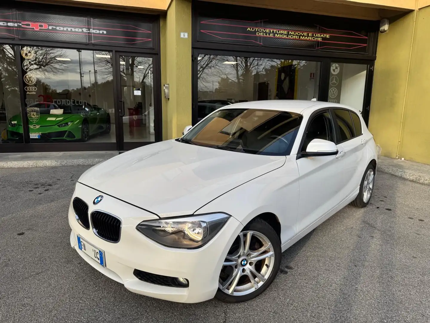 BMW 118 i 5p. Sport Blanc - 2