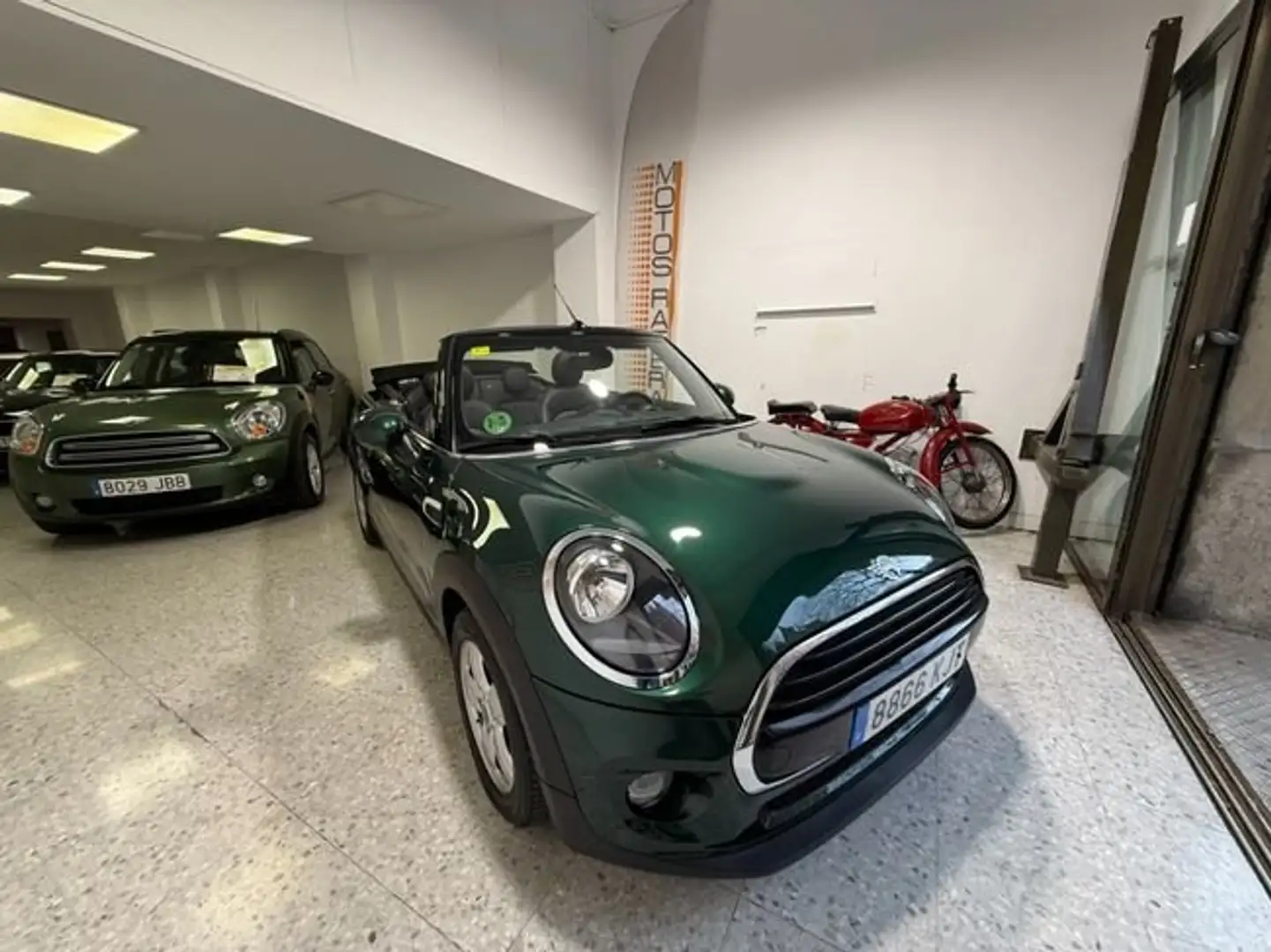 MINI Cooper Grün - 2