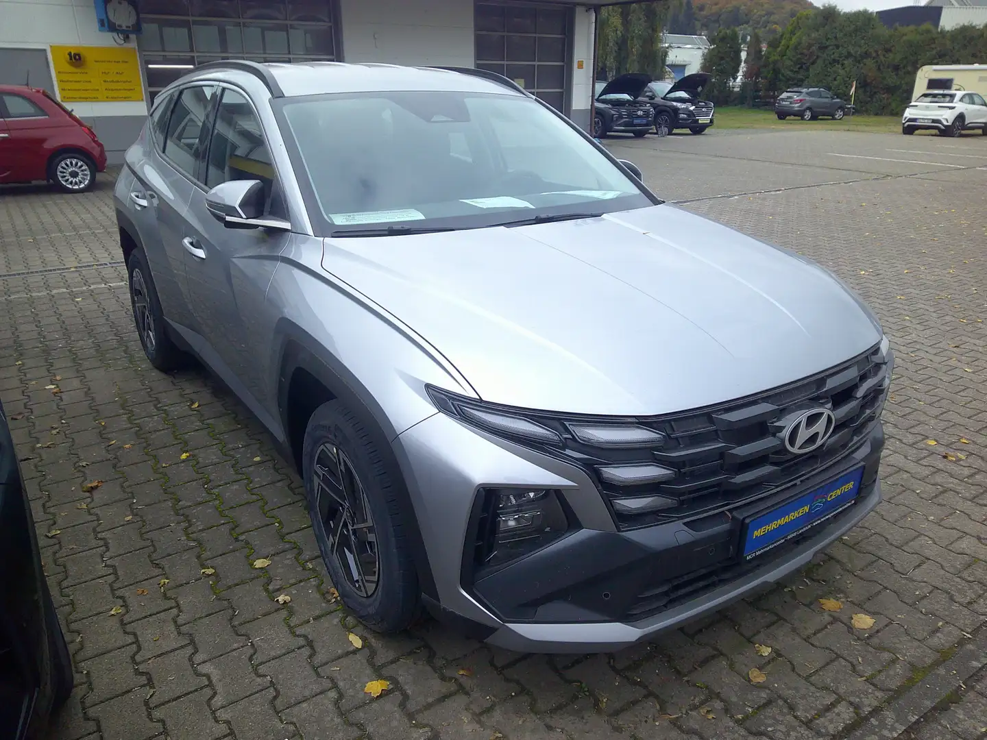 Hyundai TUCSON Tucson NX4 GO 1,6 T-GDi 2WD 6MT 160 PS /S+L Heiz Silber - 2