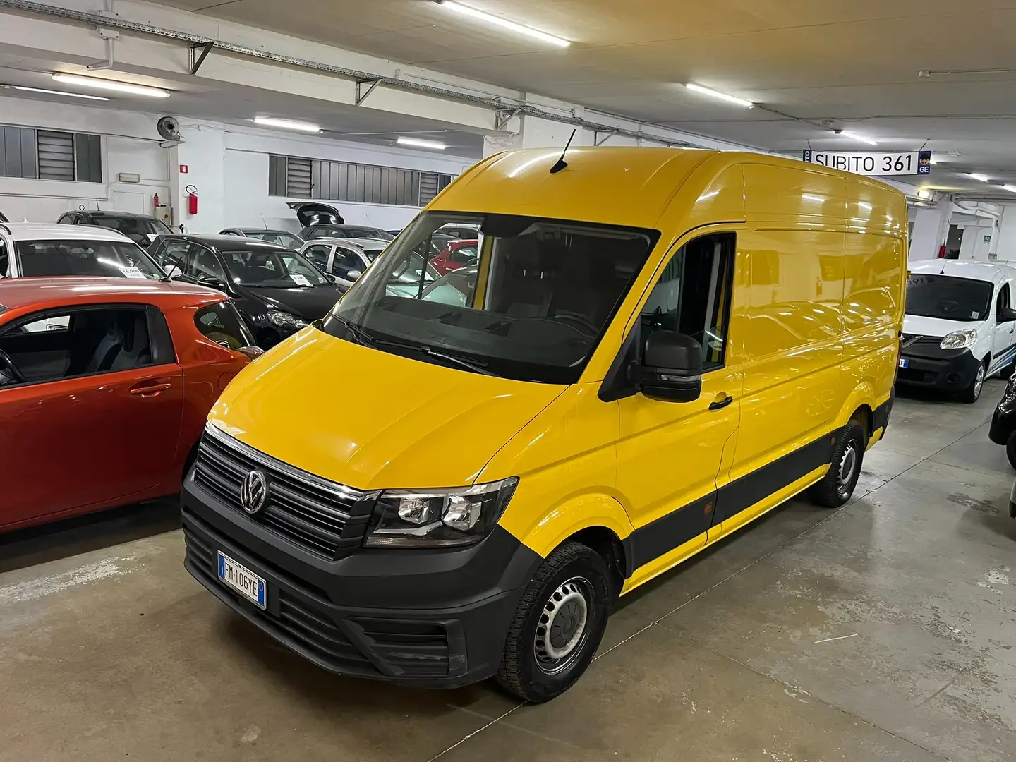 Volkswagen Crafter 2.0 TDI, 3 posti, EURO 6 Jaune - 1