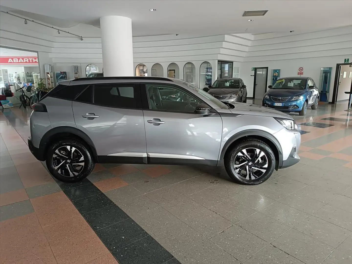 Peugeot 2008 PureTech 100 S&S Allure Grigio - 2