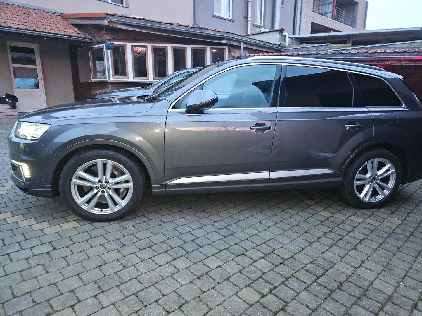 Audi Q7 3.0 TDi V6 Quattro e-tron PHEV Tipt. Gris - 2