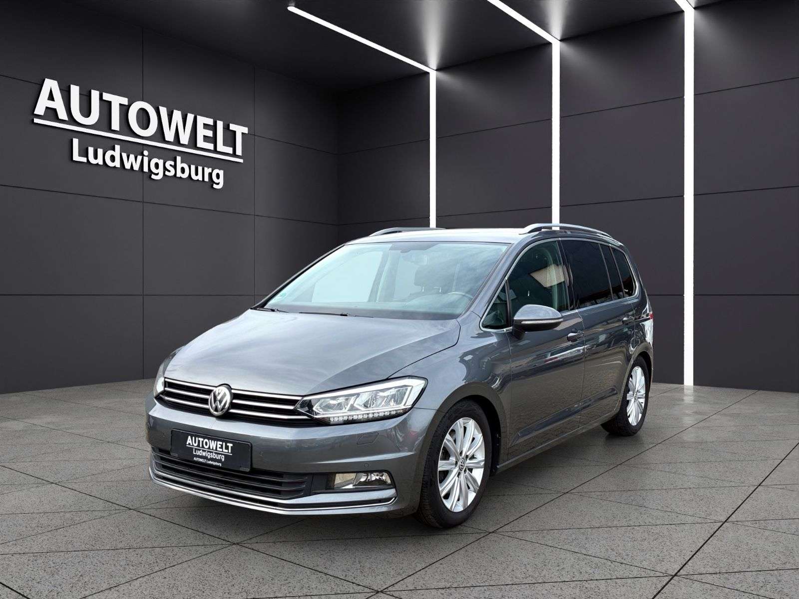 Second hand Volkswagen Touran 2.0