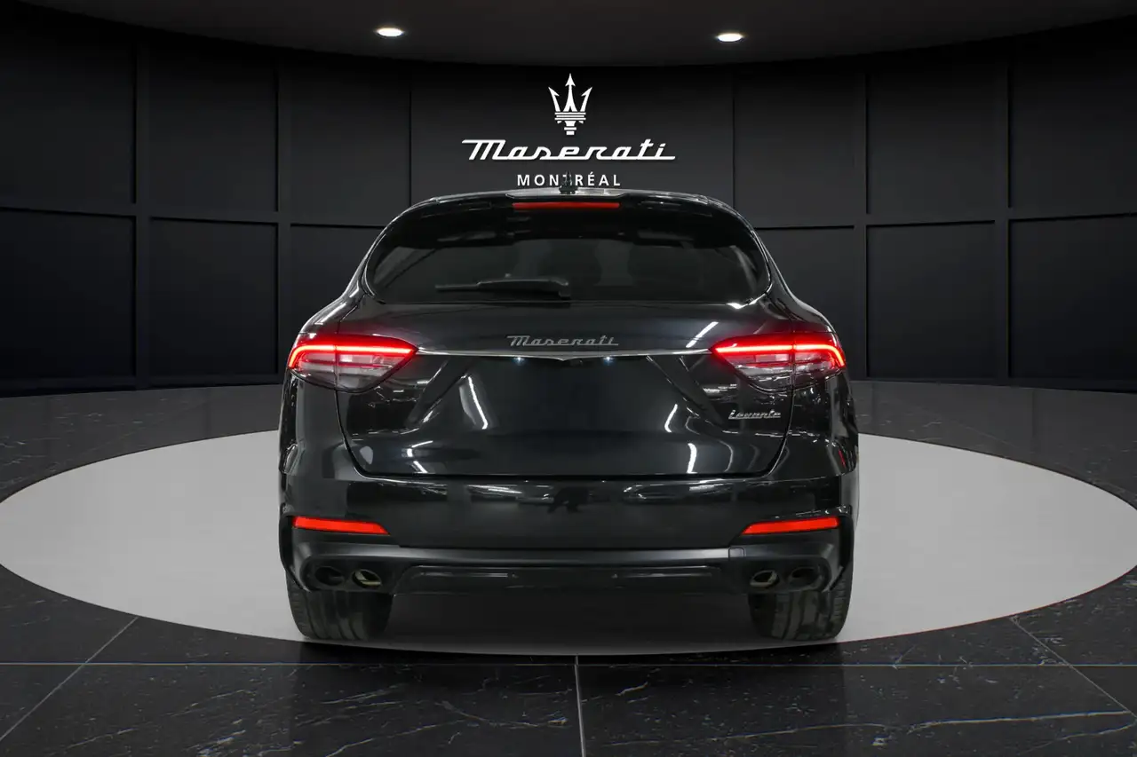 Maserati Levante снимка Maserati Levante