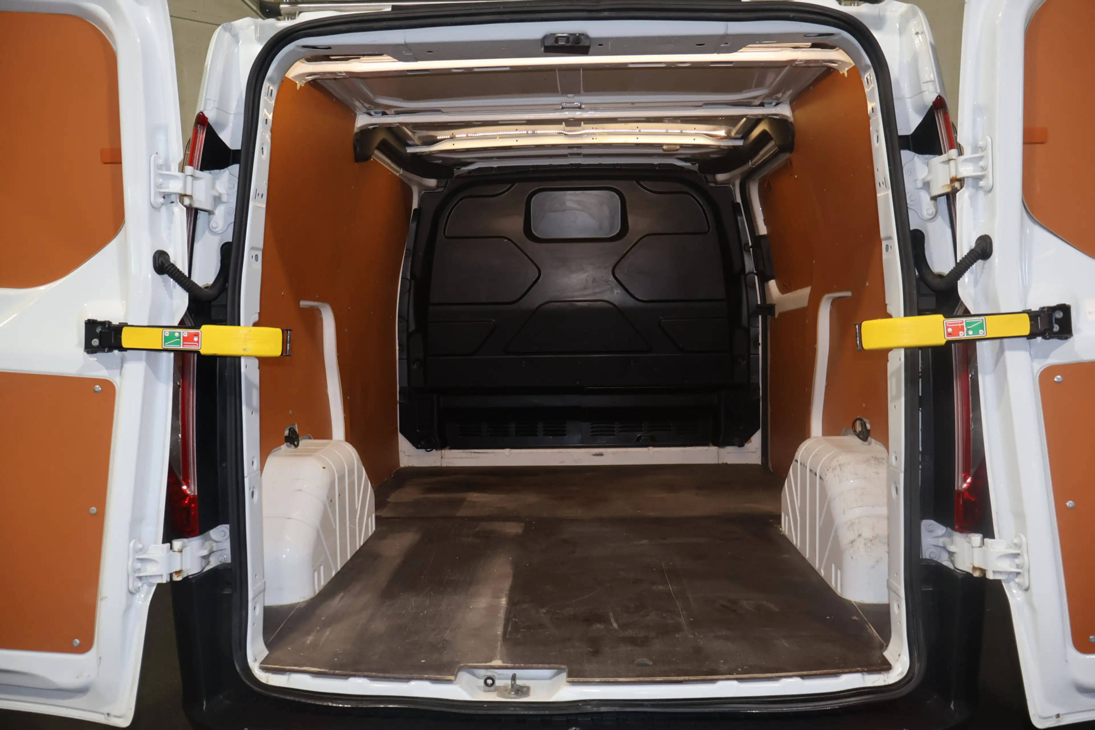 Ford Transit Custom 2.0 TDCI L1 H1 Airco Imperiaal — photo 13
