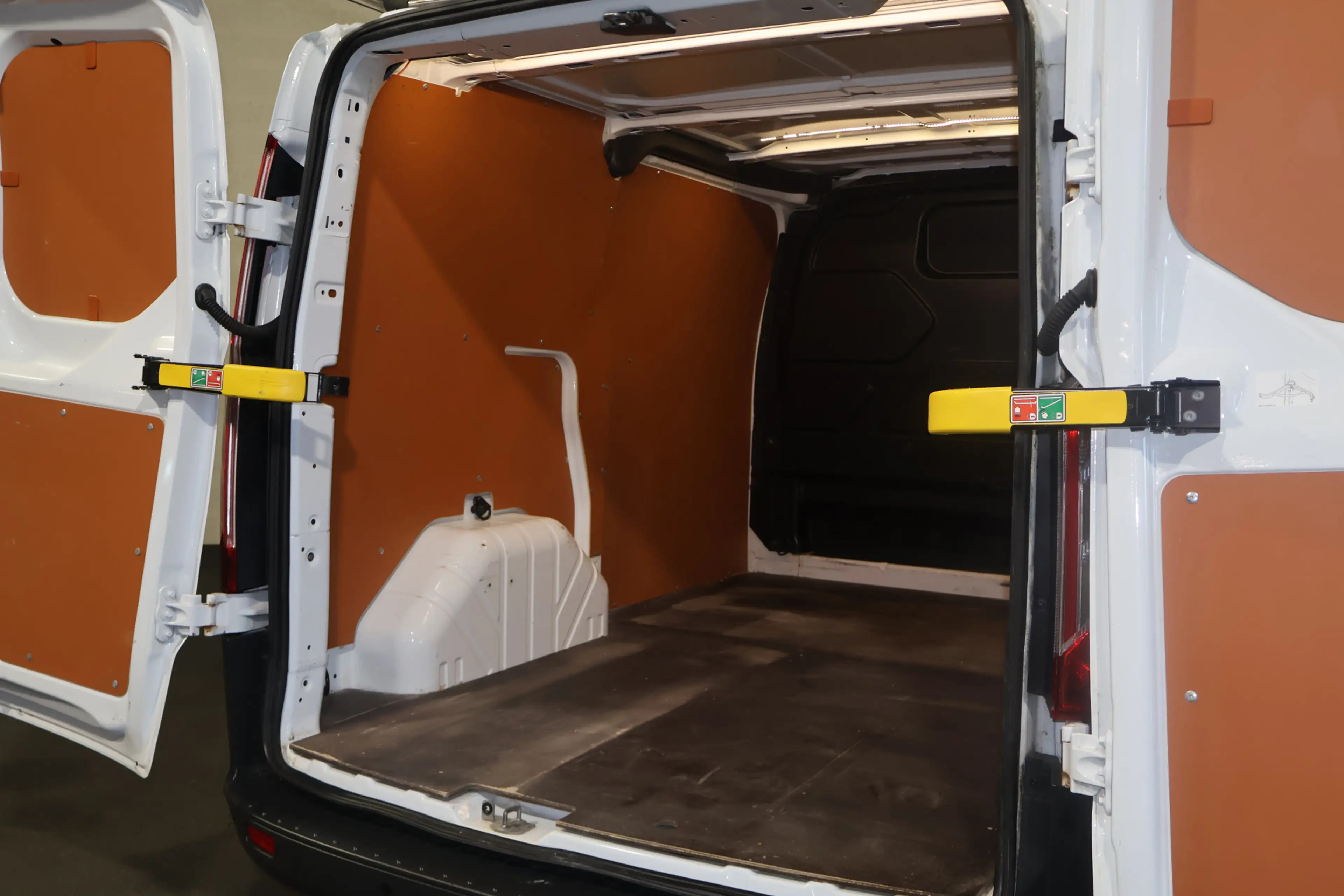 Ford Transit Custom 2.0 TDCI L1 H1 Airco Imperiaal — photo 14