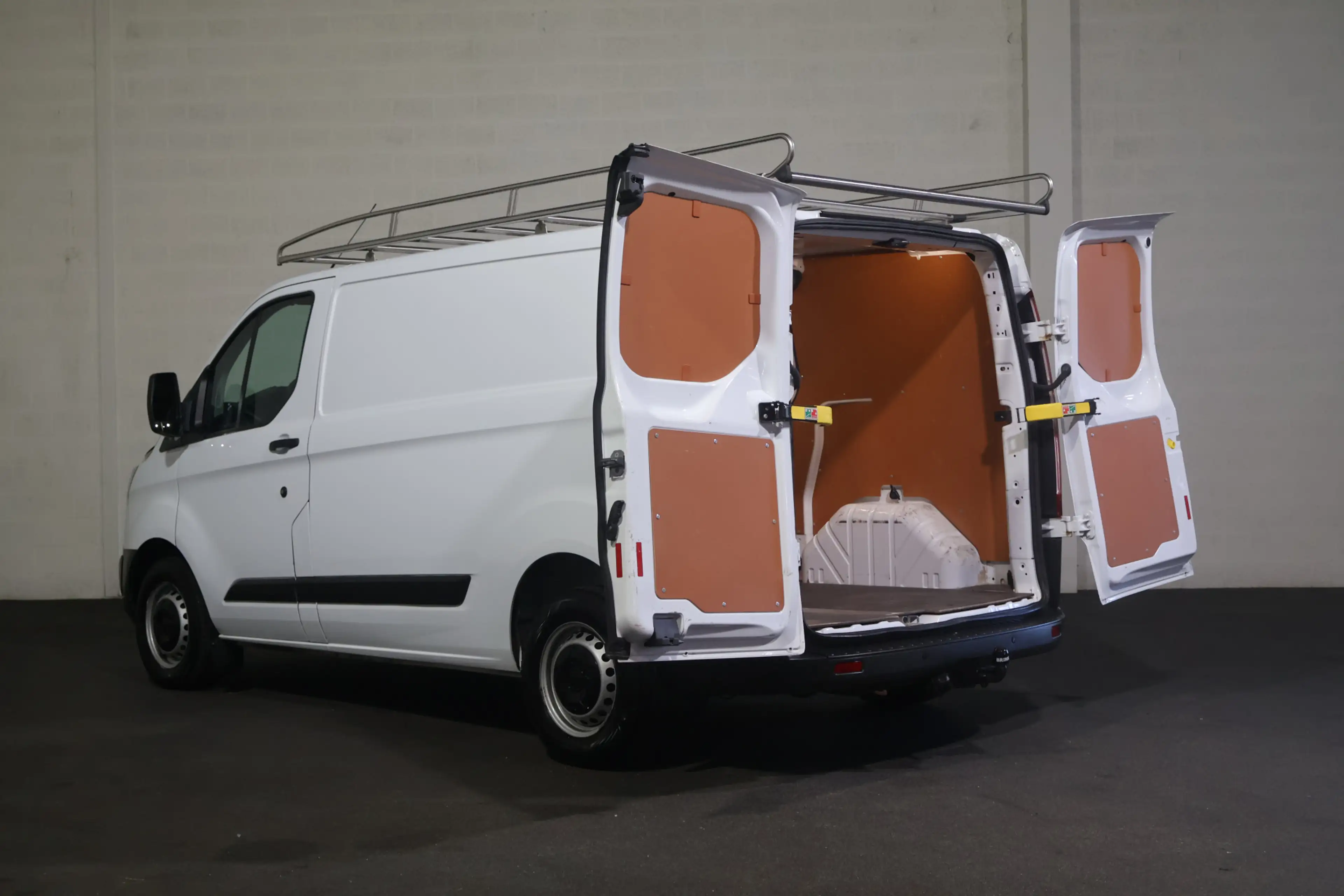 Ford Transit Custom 2.0 TDCI L1 H1 Airco Imperiaal — photo 10