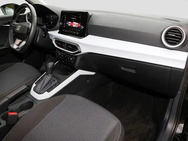 SEAT Arona view 9