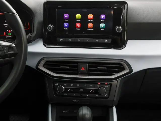 SEAT Arona view 13