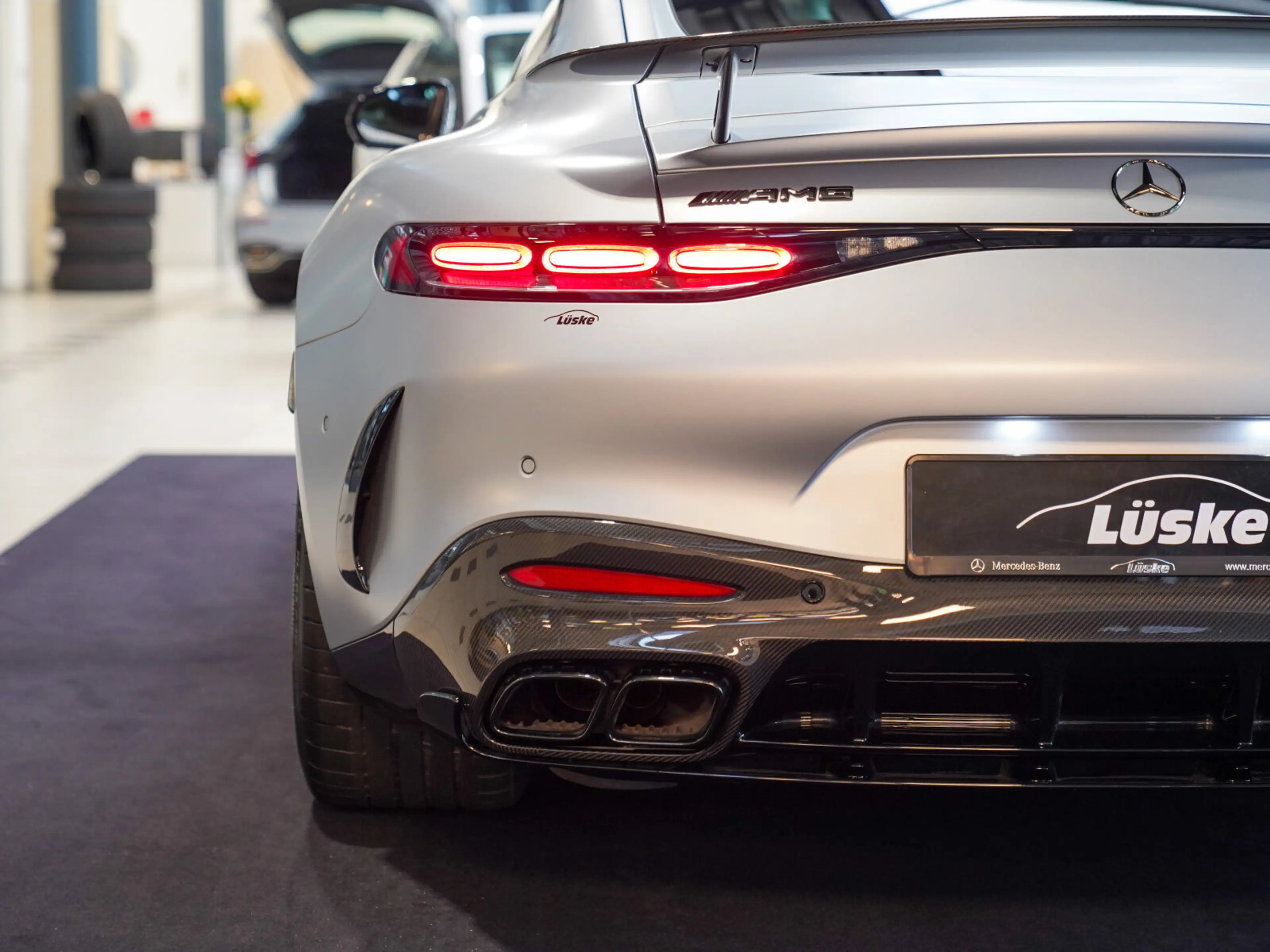 Mercedes-Benz AMG GT AMG GT 63 S E PERFORMANCE MATT Carbon techgold — photo 5