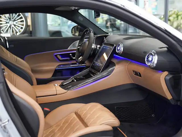 Mercedes-Benz Amg GT view 12