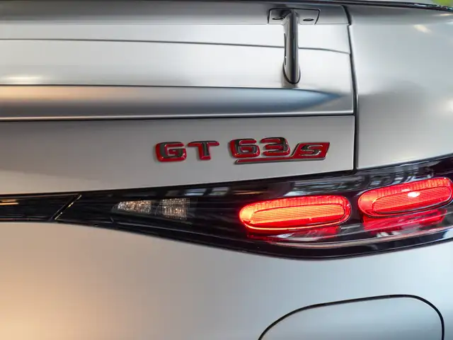 Mercedes-Benz Amg GT view 6