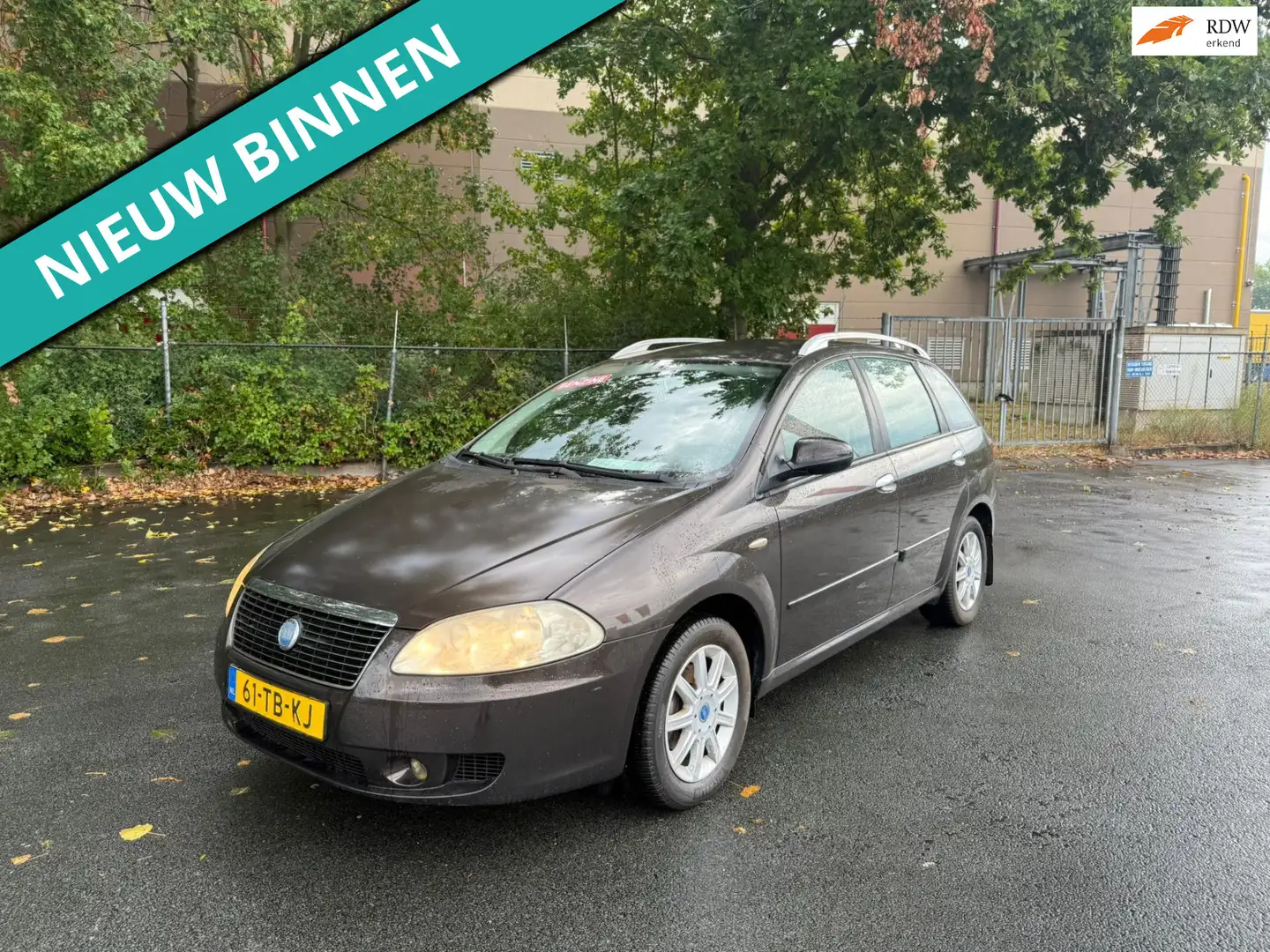 Fiat Croma 1.8-16V Dynamic LEUKE AUTO RIJDT EN SCHAKELT GOED Коричневий - 1