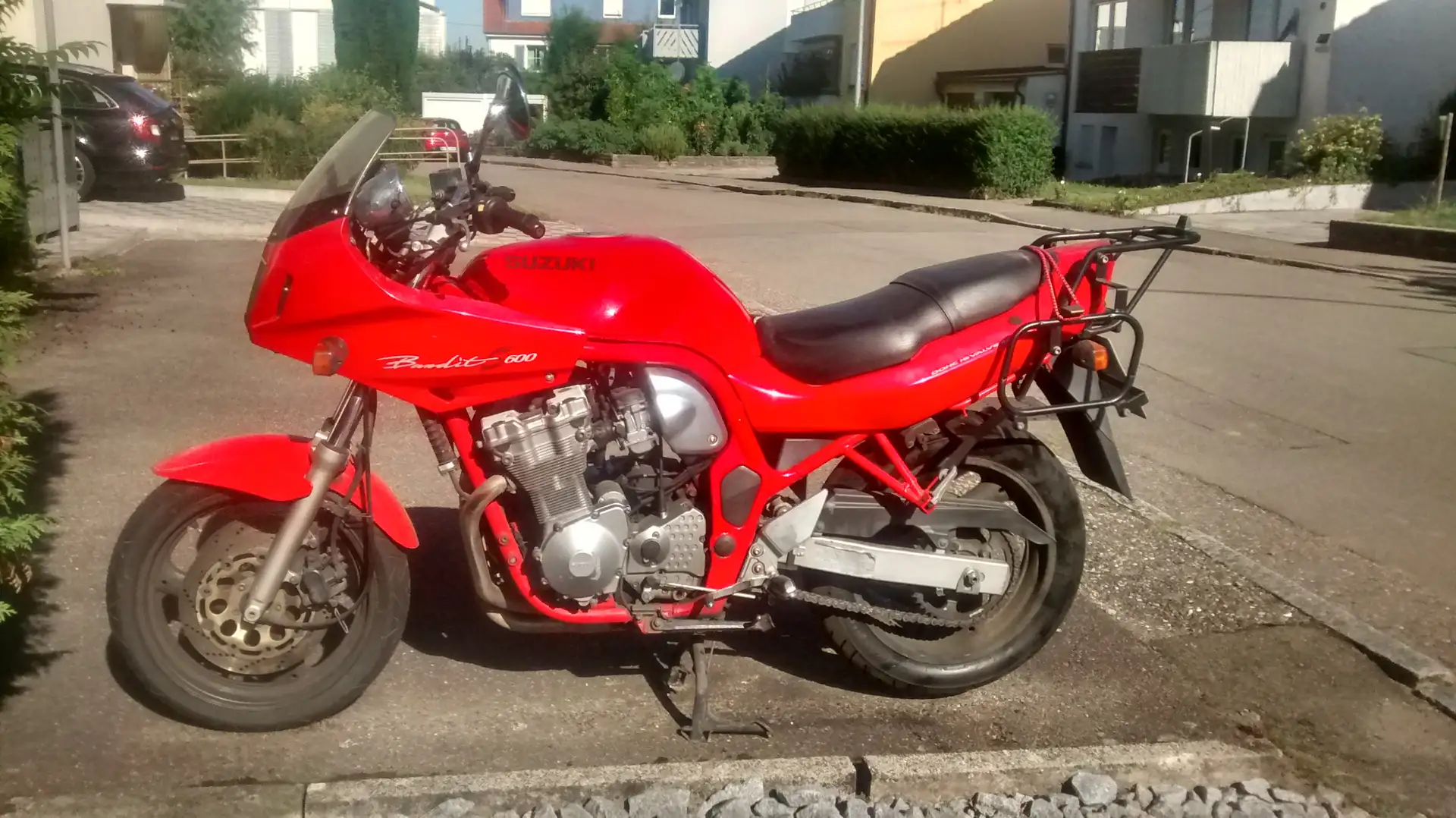 Suzuki Bandit 600 GN77B Rojo - 1