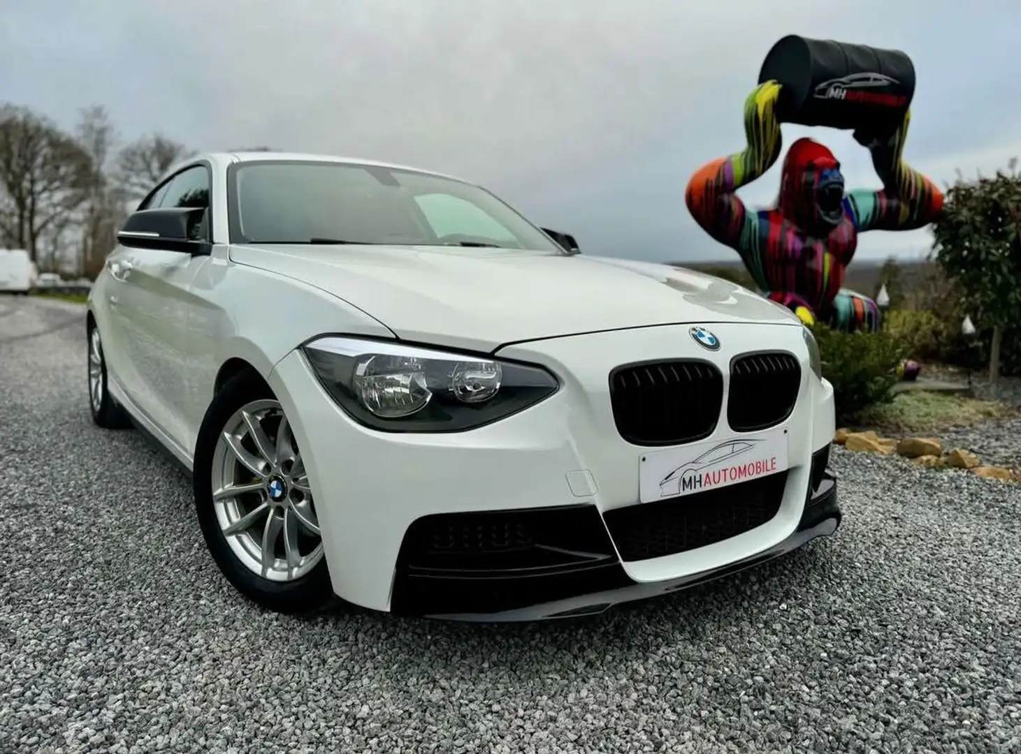 BMW 114 i pack M EXPORT / MARCHAND !!!! Blanc - 1