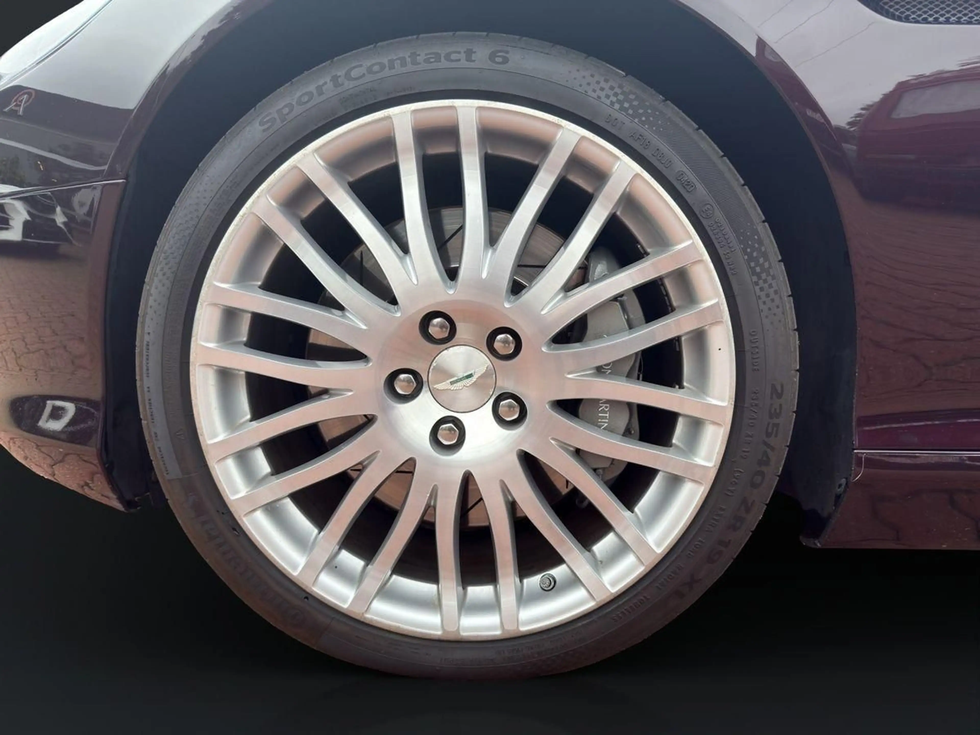 Aston Martin DB9 Cabriolet 6.0 V12*Navi*Xenon*Sportsitze*PDC* — photo 9