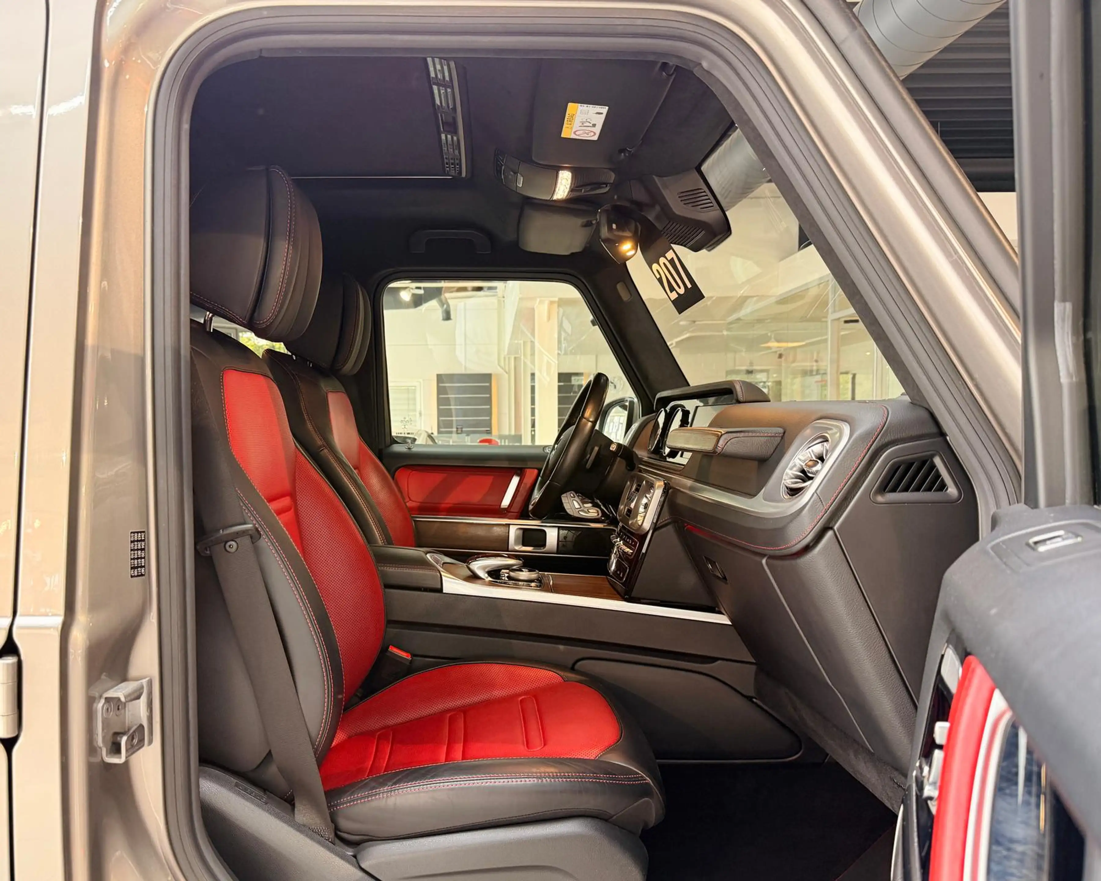 Mercedes-Benz G 500 4.0 V8 S-Dach*StHzg*Massage*Distr+*360° — photo 22