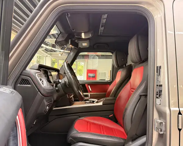 Mercedes-Benz G-Class view 11