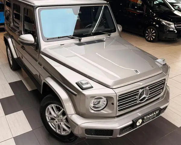 Mercedes-Benz G-Class view 5