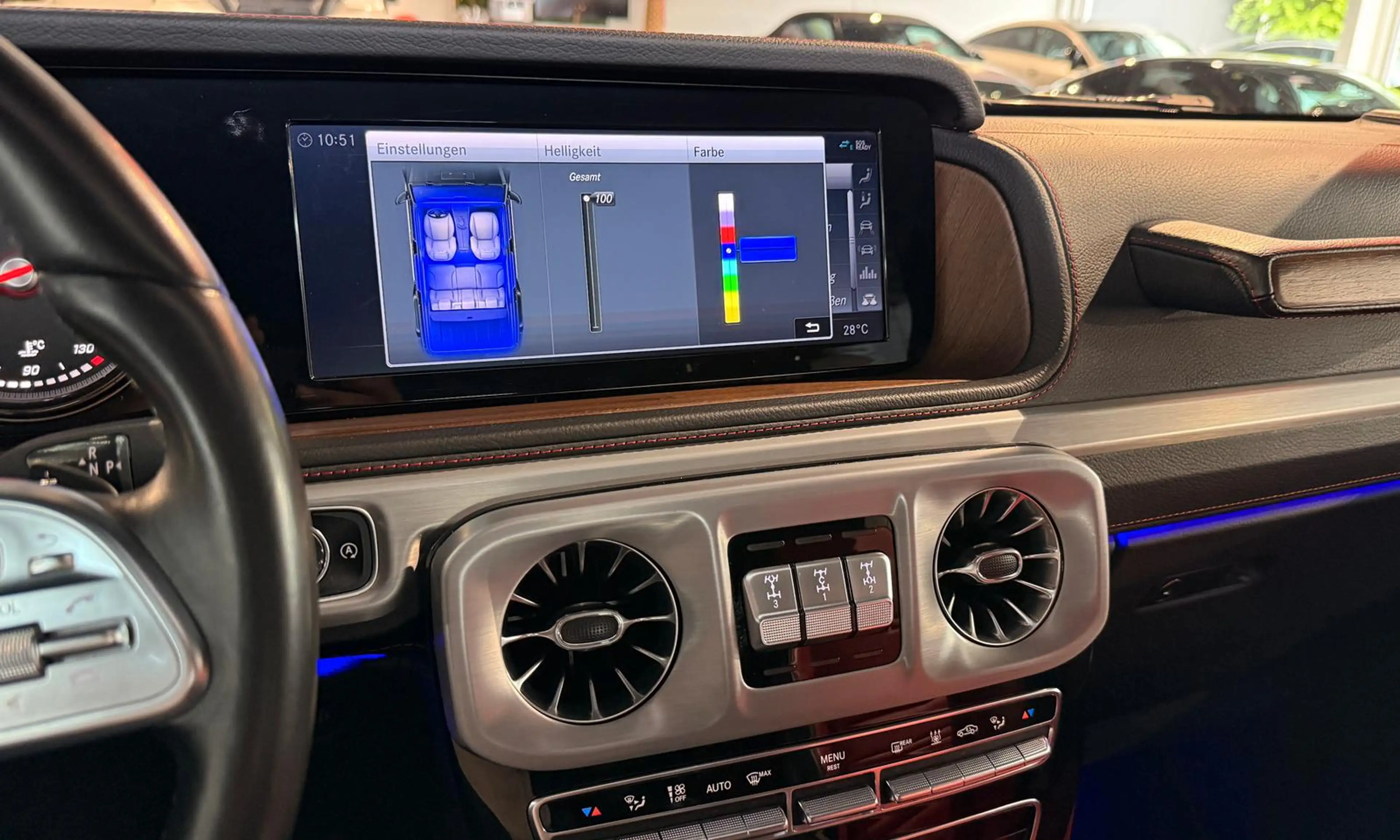 Mercedes-Benz G 500 4.0 V8 S-Dach*StHzg*Massage*Distr+*360° — photo 19