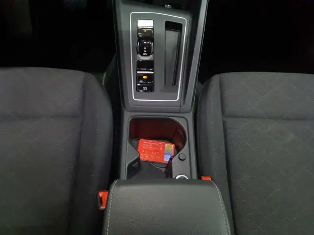 Volkswagen Golf view 7